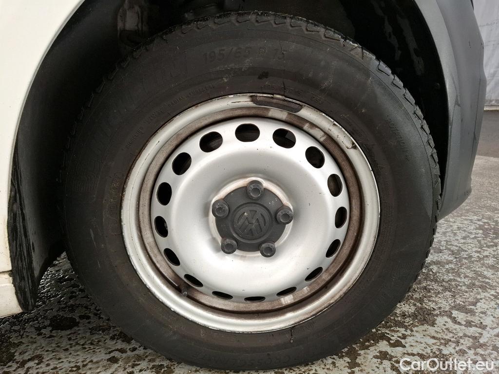  Volkswagen  Caddy VOLKSWAGEN  Van / 2015 / 4P / Fourgonnette 1.4 TGI GNV 110 Business Line #32