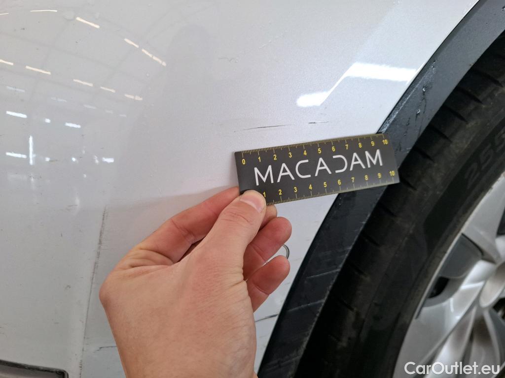  Tesla  Model Y TESLA  / 2020 / 5P / SUV Grand Autonomie Dual Motor AWD #22