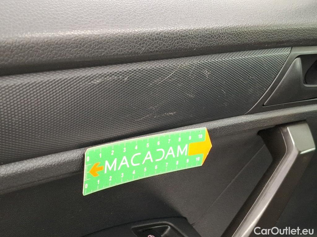  Volkswagen  Caddy VOLKSWAGEN  Van / 2015 / 4P / Fourgonnette 1.4 TGI GNV 110 Business Line #16