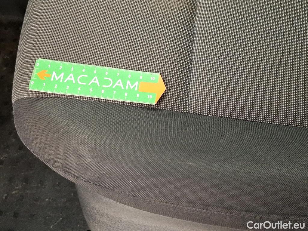  Volkswagen  Caddy VOLKSWAGEN  Van / 2015 / 4P / Fourgonnette 1.4 TGI GNV 110 Business Line #40