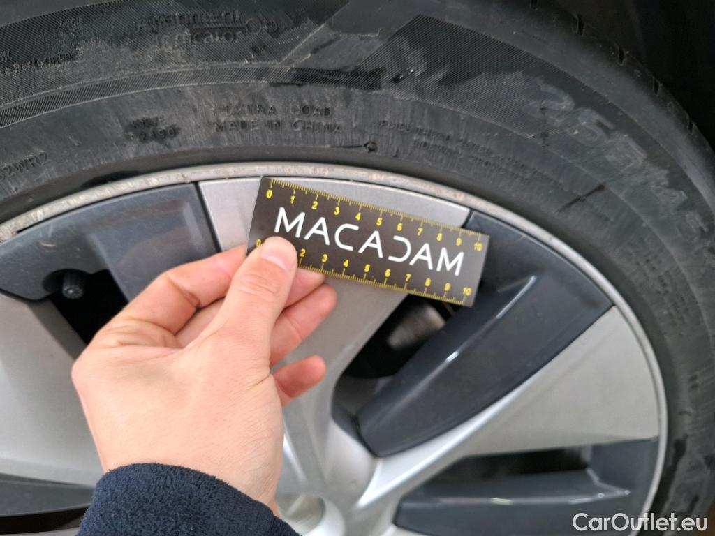  Tesla  Model Y TESLA  / 2020 / 5P / SUV Grand Autonomie Dual Motor AWD #27