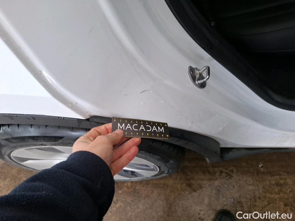  Tesla  Model Y TESLA  / 2020 / 5P / SUV Grand Autonomie Dual Motor AWD #61