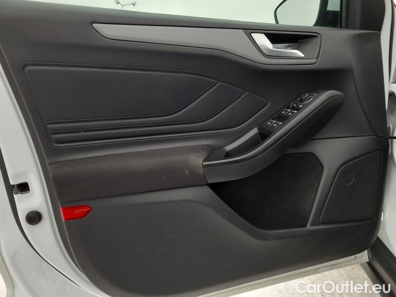  Ford  Focus   Turnier (CGE)(2018->) Foc.ST 1.5EBl Trend Edition #3
