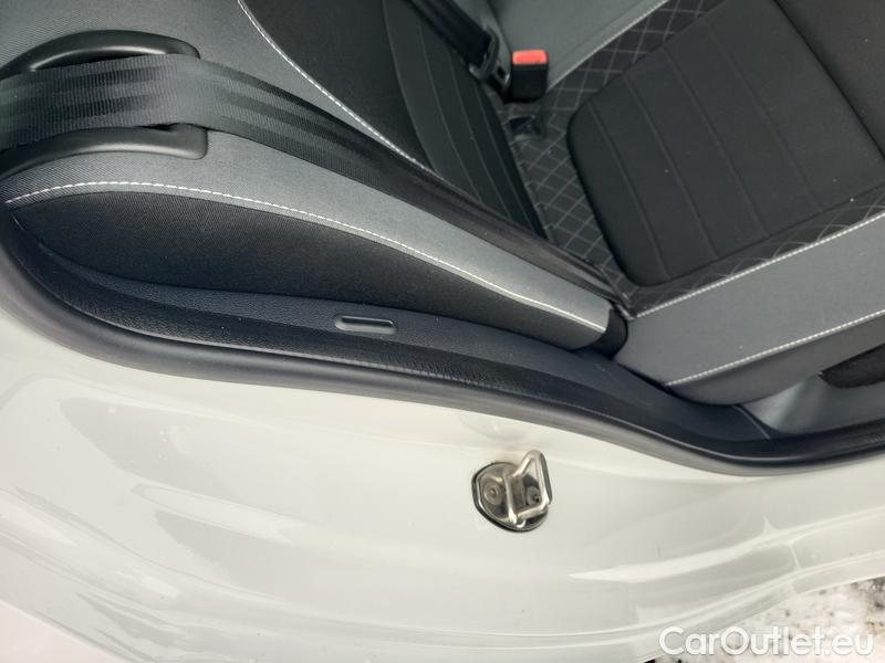  Skoda  Fabia  Combi (2015)  Com.1.0TSI 70 Ambition #18