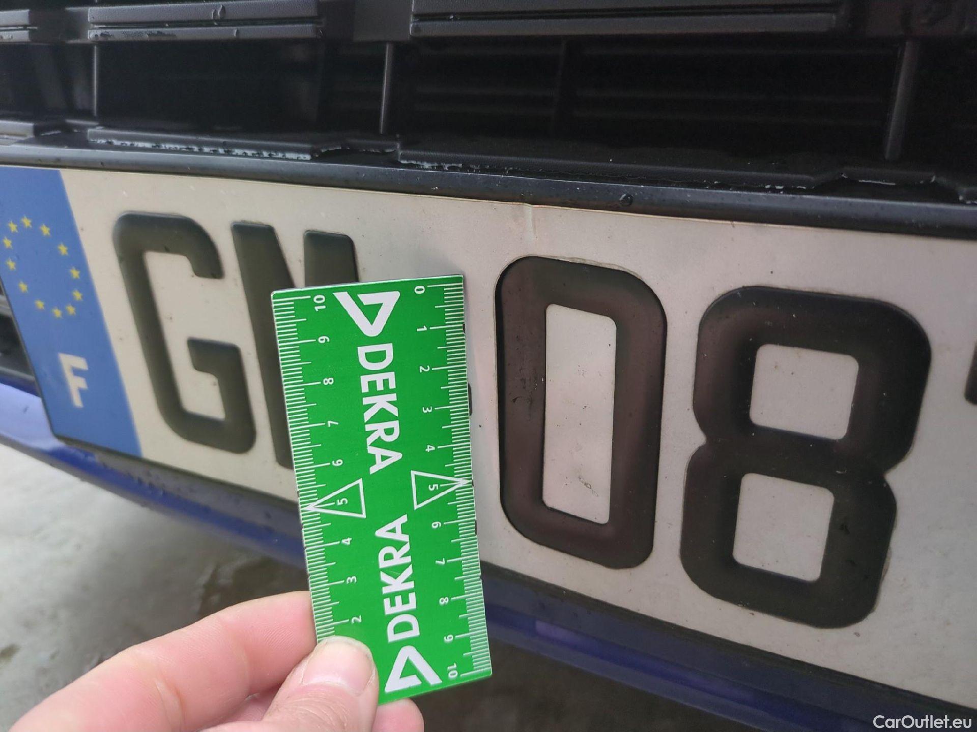  Renault  Megane  IV Berline 5 ptes. Techno 1.5 dCi 115CV BVA7 E6d #9