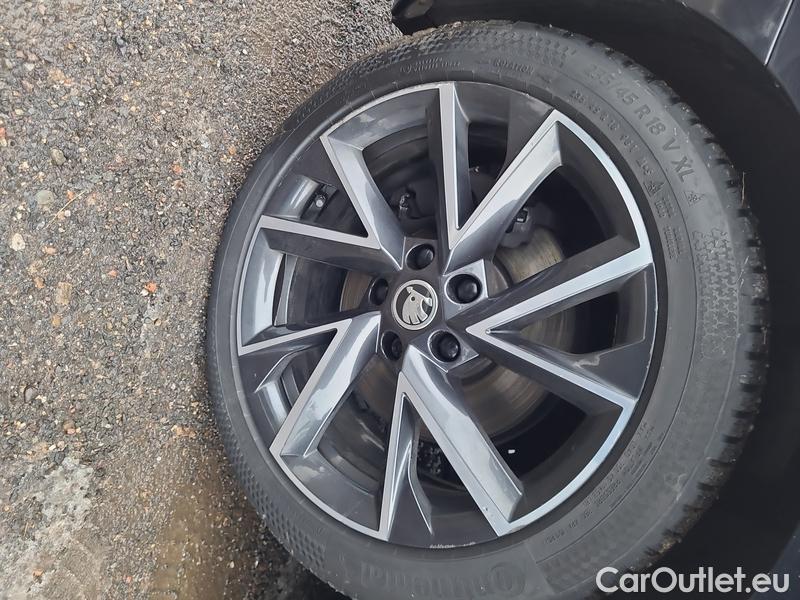  Skoda  Superb  2 (2008) Supe.FL2.0TSI 140 Style AT #2