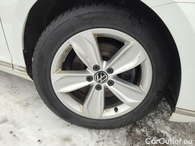  Volkswagen  Passat  Lim (CB2) (2019)  2.0TDI 147 Eleg.4M AT #20