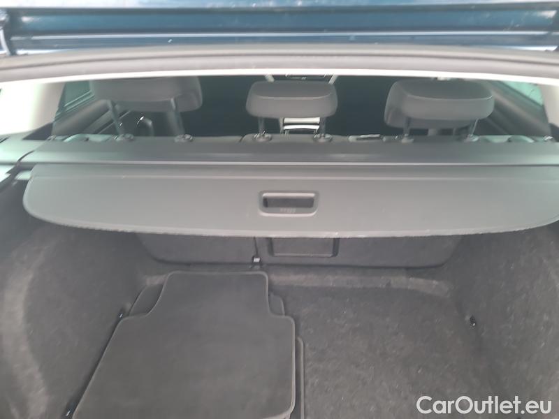  Skoda  Superb  Combi (3V5)(2015) Sup.C.FL2.0TDI 140 Style AT #21