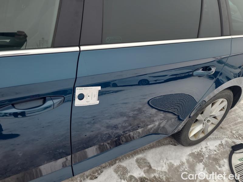  Skoda  Superb  Combi (3V5)(2015) Sup.C.FL2.0TDI 140 Style AT #19