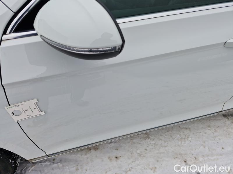  Volkswagen  Passat  Variant (CB5) (2019) Pas.Var.2.0TSI 200 Eleg.4M AT #5