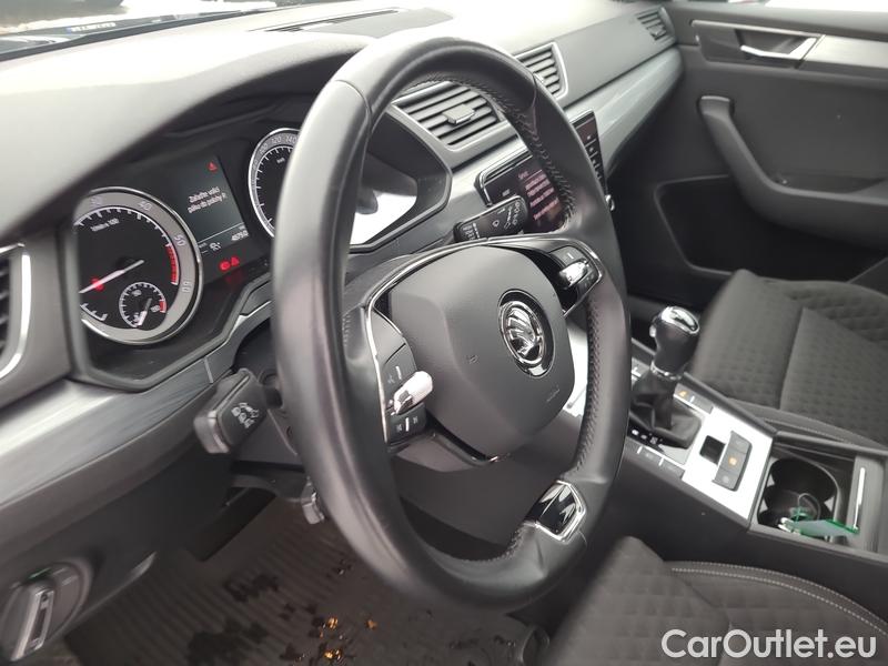  Skoda  Superb  Combi (3T5)(2010) Sup.C.FL2.0TDI 110 Ambition AT #8