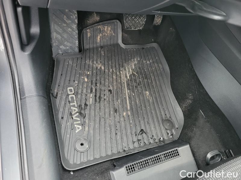  Skoda  Octavia  Combi (NX3)(2020) Oc.Com.1.0e-TEC 81 Ambition AT #4