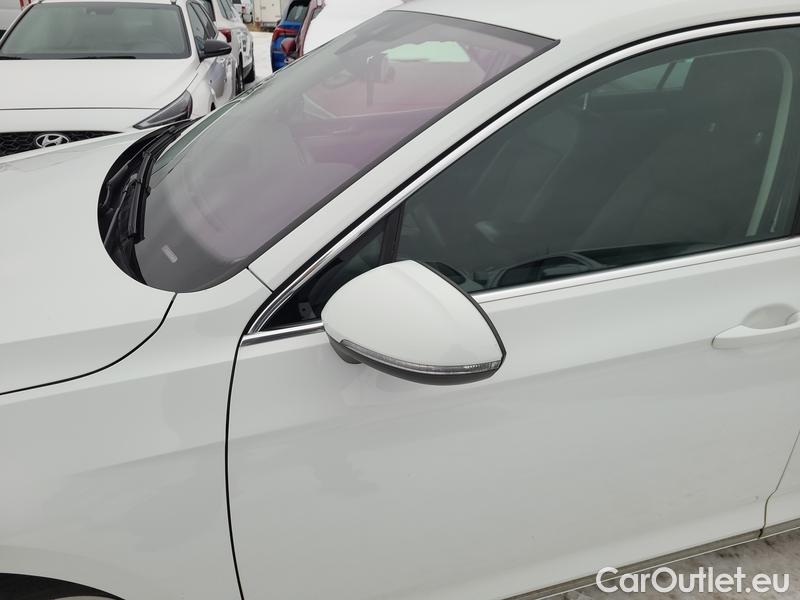  Volkswagen  Passat  Lim (CB2) (2019)  2.0TDI 147 Eleg.4M AT #2