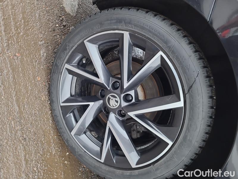  Skoda  Superb  2 (2008) Supe.FL2.0TSI 140 Style AT #6