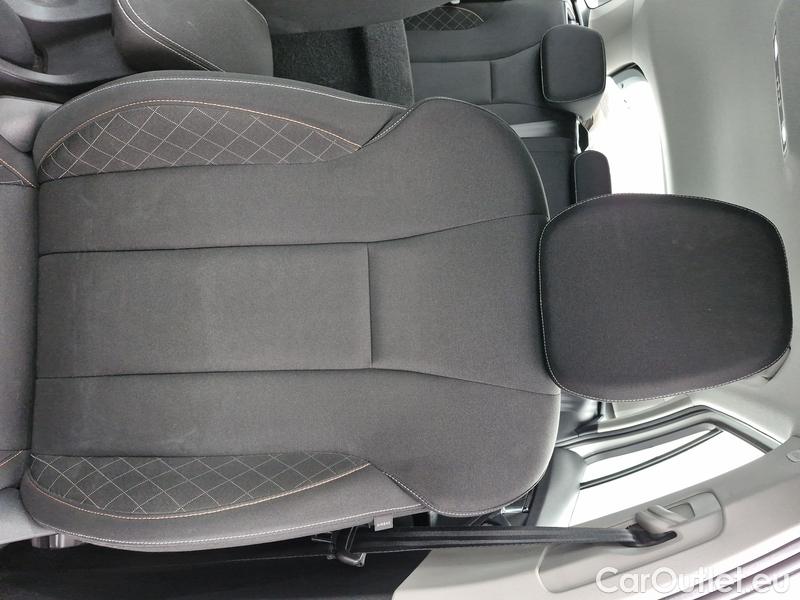  Skoda  Scala  (NW) (2019)  1.0TSI 70 Ambition #6