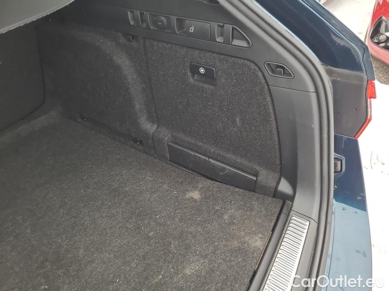  Skoda  Superb  Combi (3T5)(2010) Sup.C.FL2.0TDI 110 Ambition AT #15