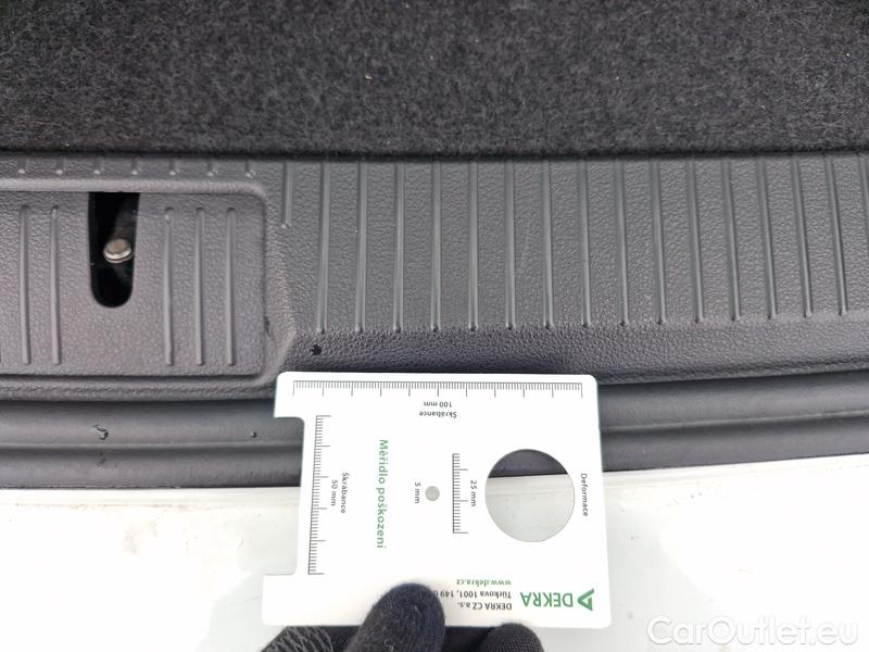  Volkswagen  Passat  Variant (CB5) (2019) Pas.Var.2.0TSI 200 Eleg.4M AT #15