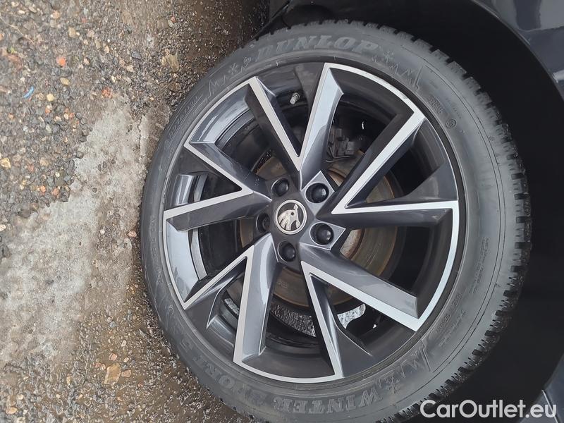  Skoda  Superb  2 (2008) Supe.FL2.0TSI 140 Style AT #4