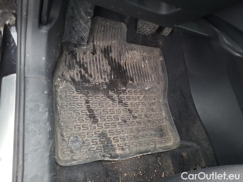  Skoda  Superb  2 (2008) Supe.FL2.0TSI 140 Style AT #9