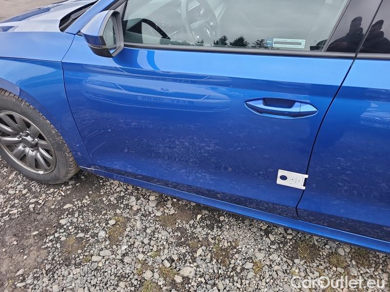  Skoda  Octavia  Combi (NX3)(2020) Oct.Combi 2.0TDI 85 Ambition #6