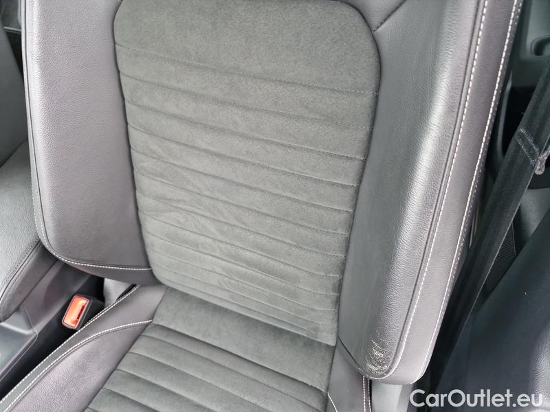  Volkswagen  Passat  Variant (CB5) (2019) Pas.Var.2.0TSI 200 Eleg.4M AT #9