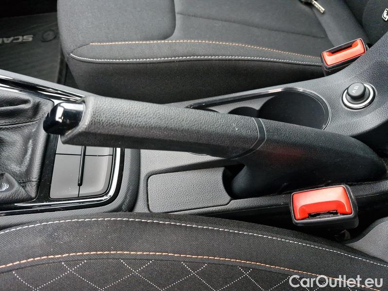  Skoda  Scala  (NW) (2019)  1.0TSI 70 Ambition #4