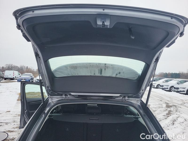  Skoda  Octavia  Combi (NX3)(2020) Oc.Com.1.0e-TEC 81 Ambition AT #7