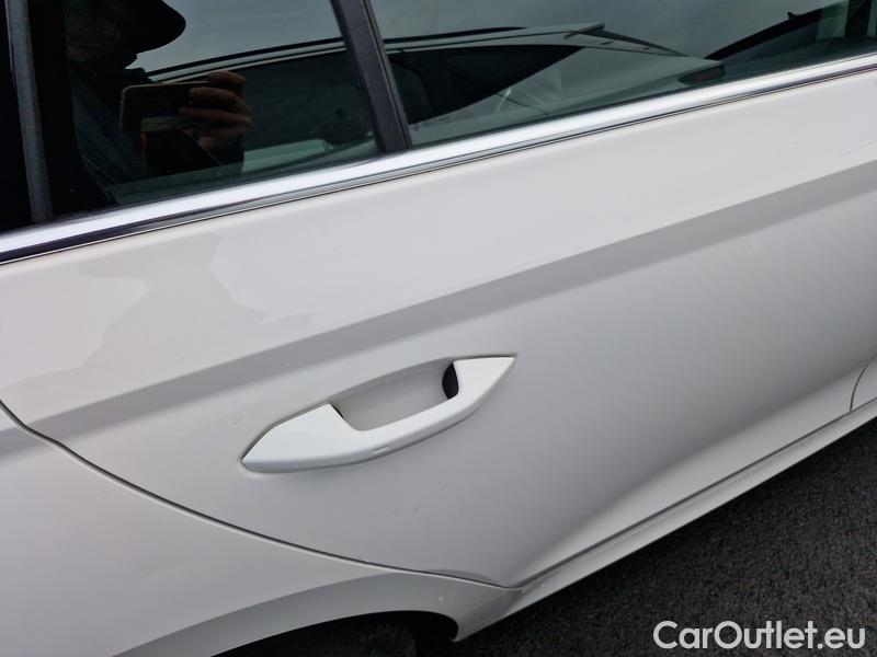  Skoda  Octavia  Combi (NX3)(2020) Oct.Combi 2.0TDI 85 Style #21