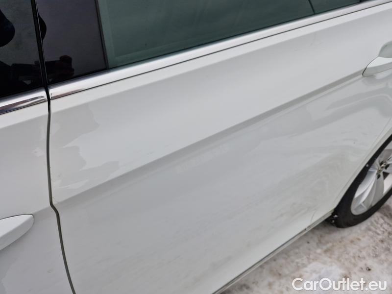  Volkswagen  Passat  Variant (CB5) (2019) Pas.Var.2.0TSI 200 Eleg.4M AT #6