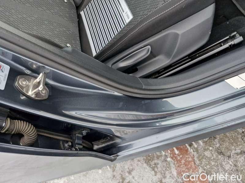  Skoda  Octavia  Lim. (NX3)(2020)  1.5TSI 110 Style 5d #11