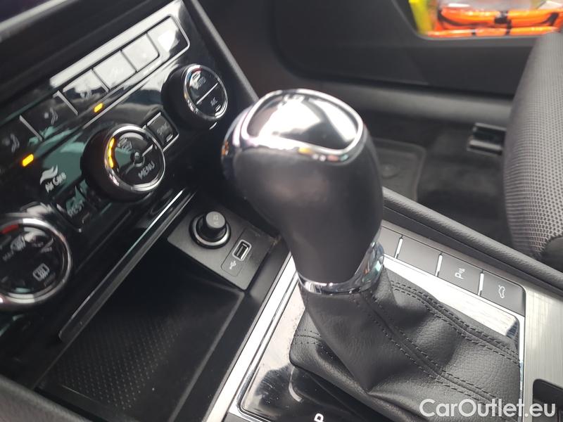  Skoda  Superb  Combi (3V5)(2015) Sup.C.FL2.0TDI 140 Style AT #9