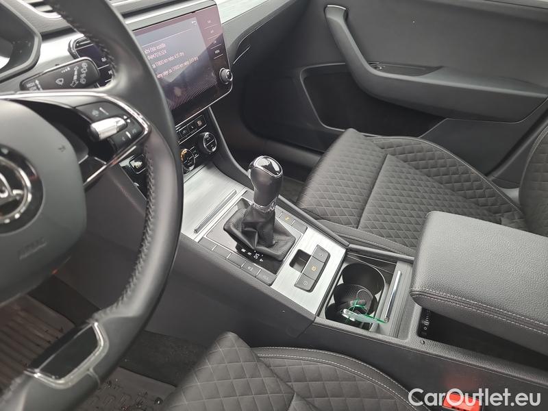  Skoda  Superb  Combi (3T5)(2010) Sup.C.FL2.0TDI 110 Ambition AT #7