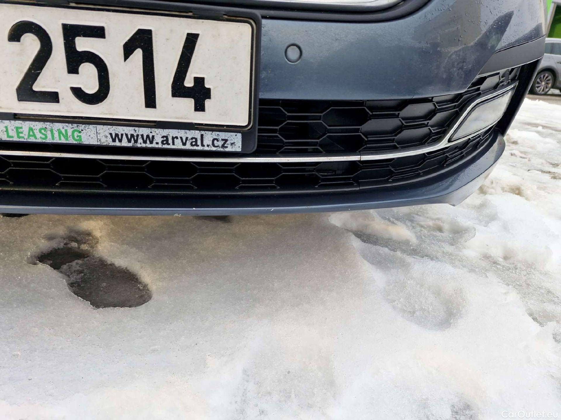  Skoda  Octavia  Lim. (NX3)(2020)  1.5TSI 110 Style 5d #14