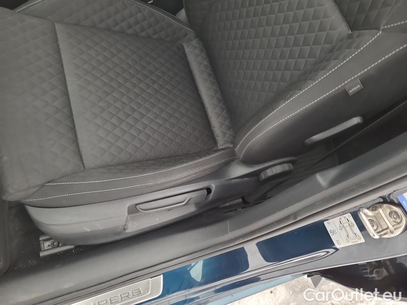  Skoda  Superb  Combi (3T5)(2010) Sup.C.FL2.0TDI 110 Ambition AT #20