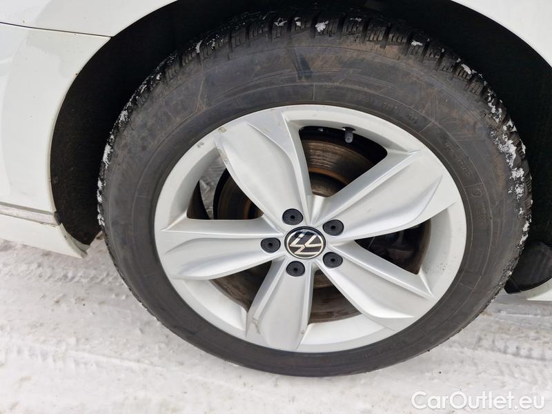  Volkswagen  Passat  Variant (CB5) (2019) Pas.Var.2.0TSI 200 Eleg.4M AT #16