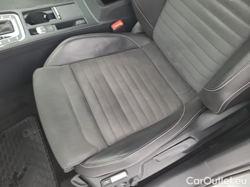  Volkswagen  Passat  Lim (CB2) (2019)  2.0TDI 147 Eleg.4M AT #6