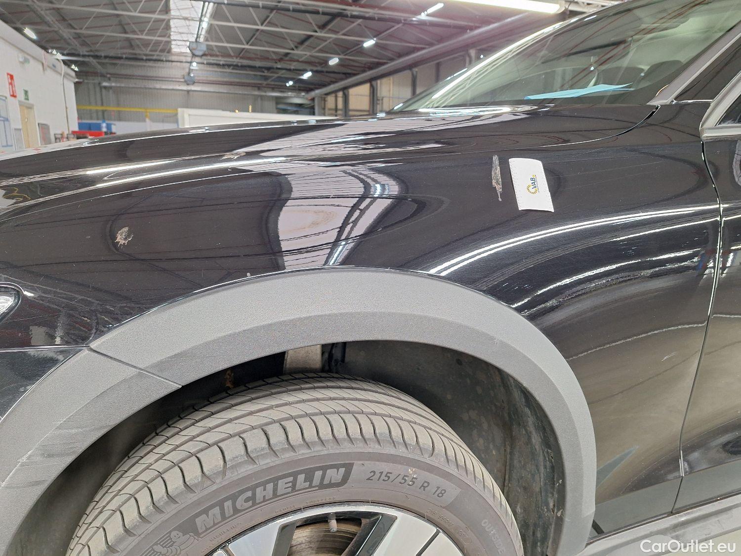  Volvo  V60 Volvo,  '18, Volvo  Cross Country B4 4x4 Geartronic Cross Co #40