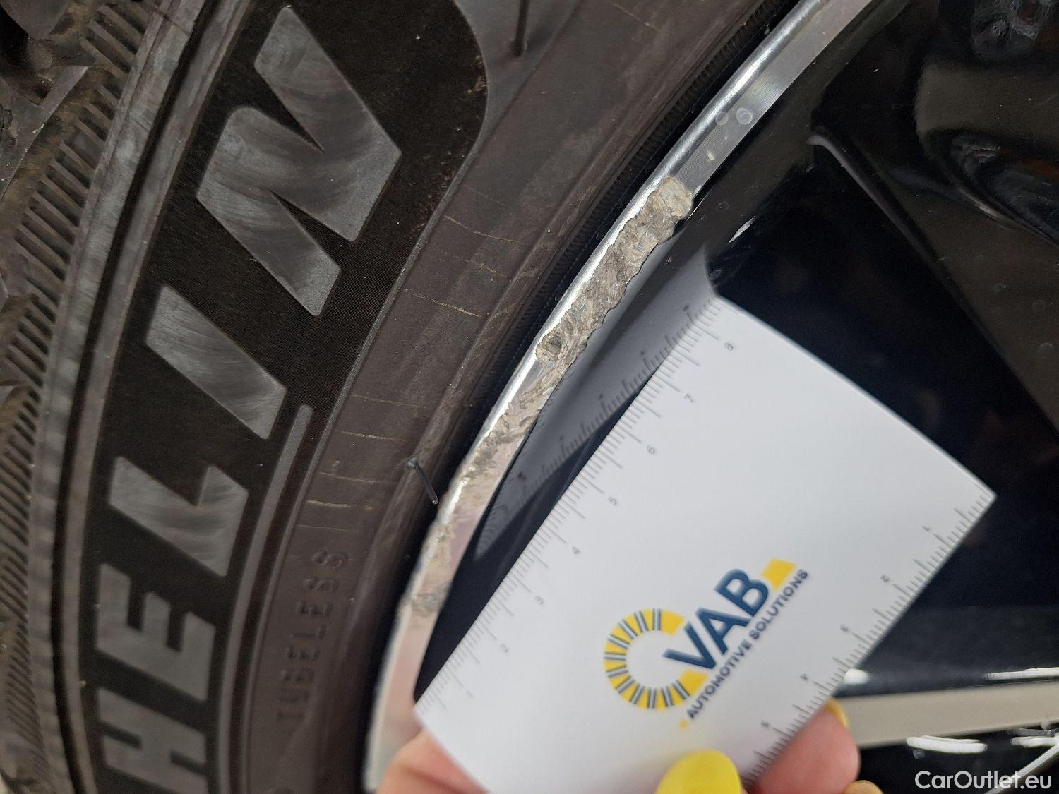  Peugeot  508 Peugeot,  '18 PHEV, Peugeot  1.6 Hybrid 225 e-EAT8 GT 5d #17