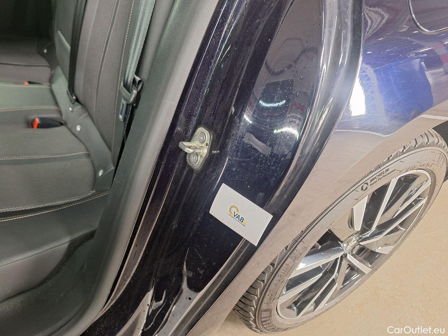  Peugeot  508 Peugeot,  '18 PHEV, Peugeot  1.6 Hybrid 225 e-EAT8 GT 5d #50