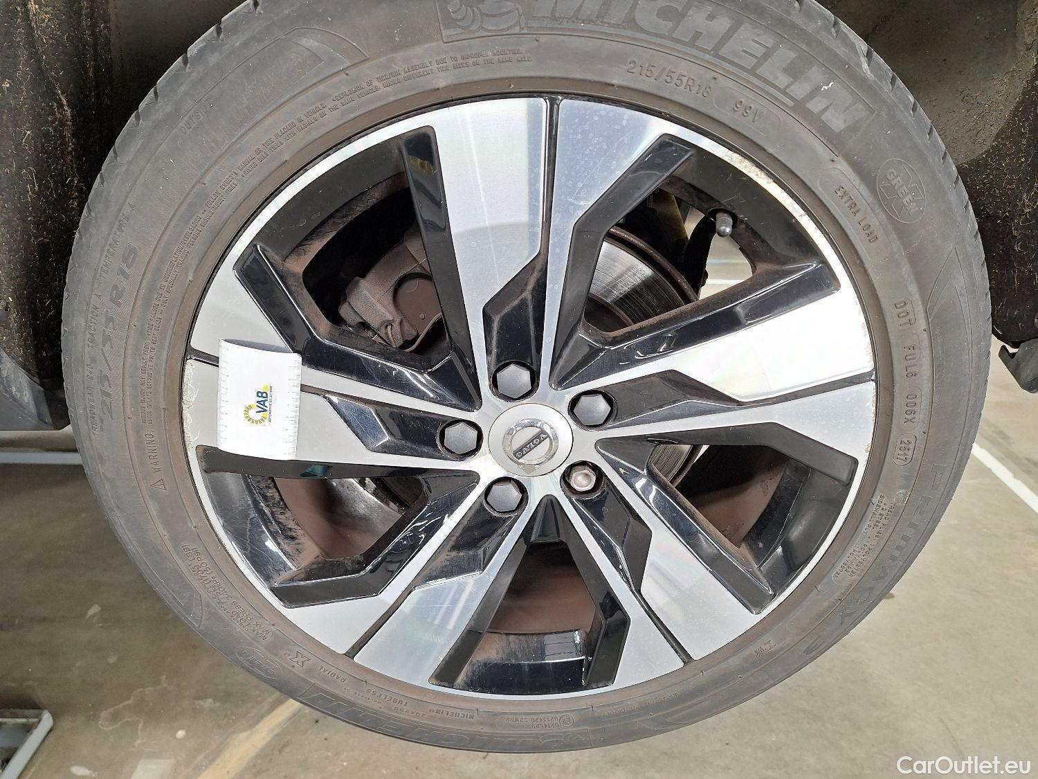  Volvo  V60 Volvo,  '18, Volvo  Cross Country B4 4x4 Geartronic Cross Co #23