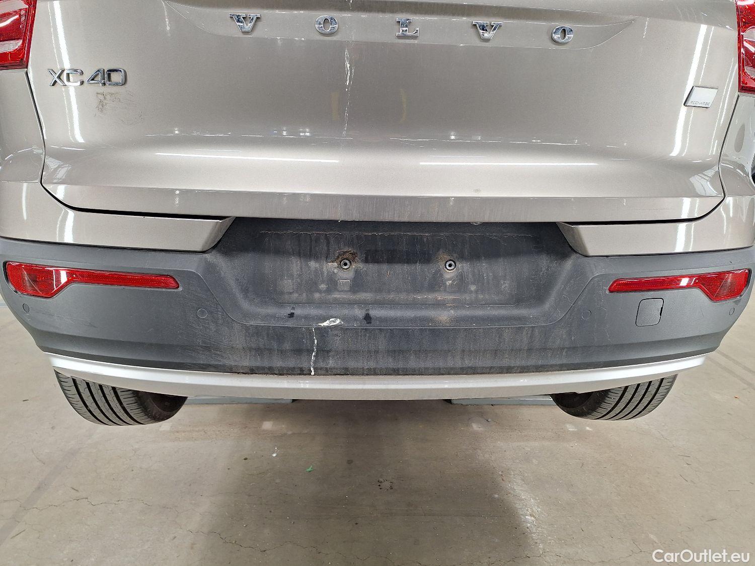  Volvo  XC 40 Volvo, XC40 '17, Volvo XC40 T5 Recharge Geartronic Inscription Expr #50