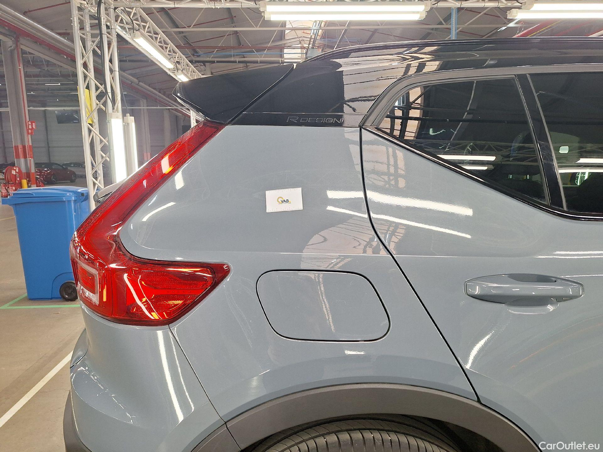  Volvo  XC 40 Volvo, XC40 '17, Volvo XC40 D4 AWD Geartronic R-Design 5d #49