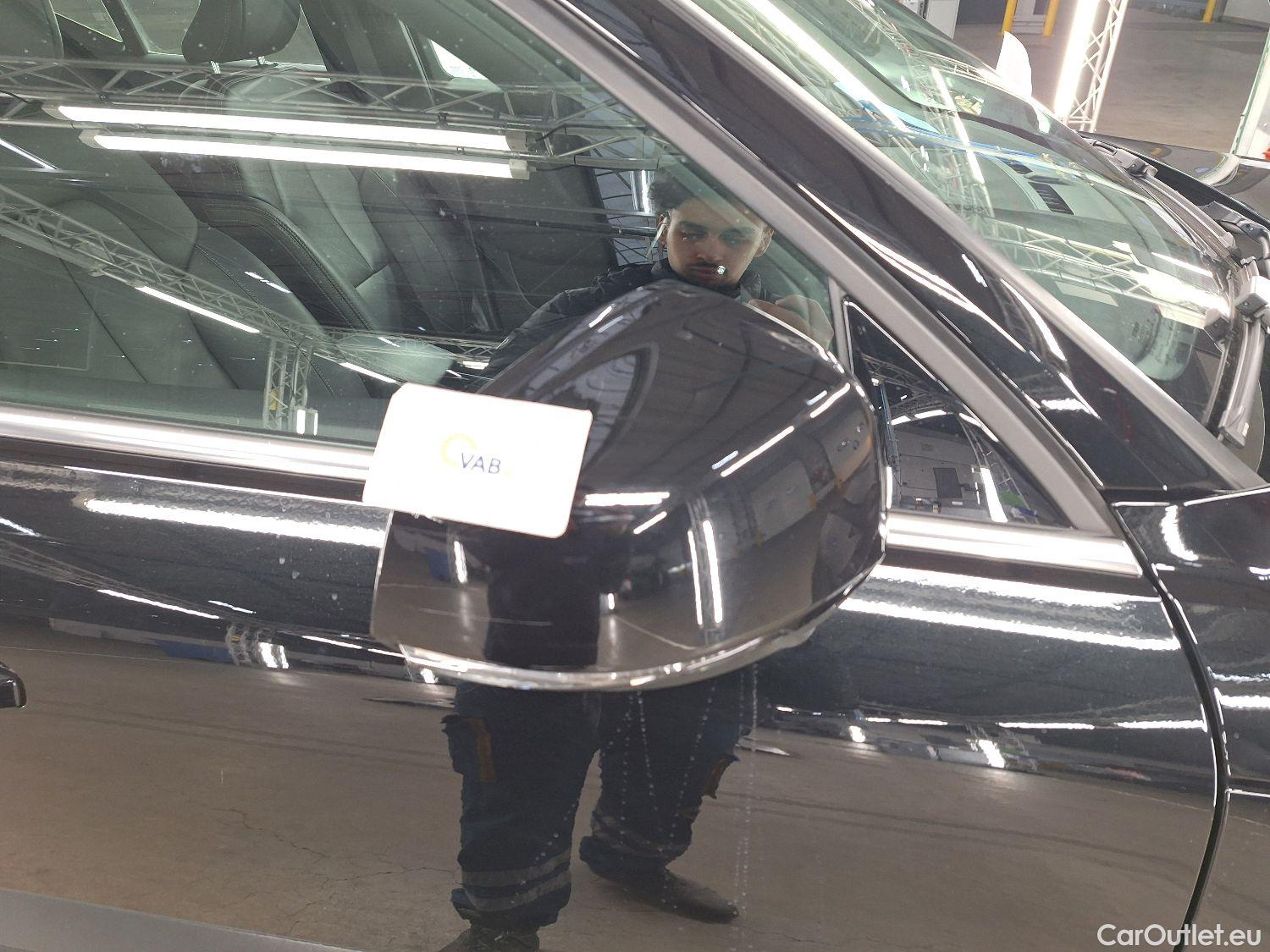  Volvo  XC 40 Volvo, XC40 '17 PHEV, Volvo XC40 T4 Recharge Geartronic Inscription Expr #1