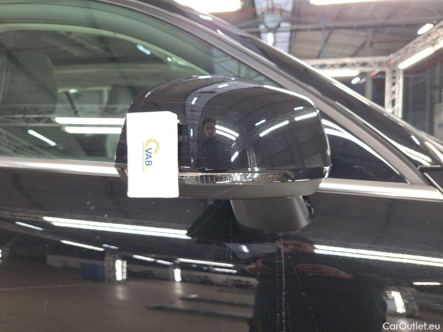  Volvo  XC 40 Volvo, XC40 '17 PHEV, Volvo XC40 T4 Recharge Geartronic Inscription Expr #5