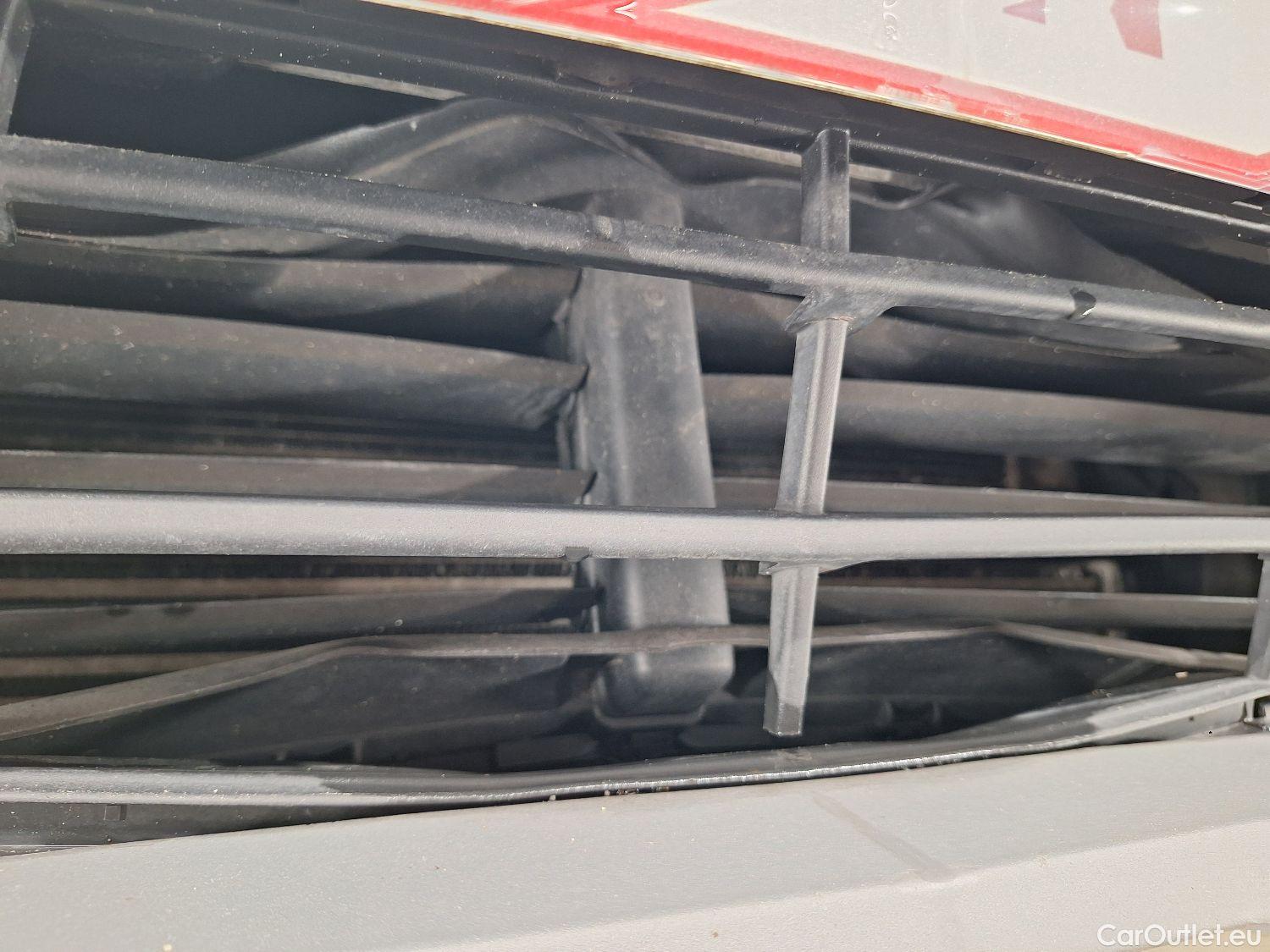  Bmw  X1 BMW,  FL'19, BMW  sDrive18iA (100 kW) 5d #16