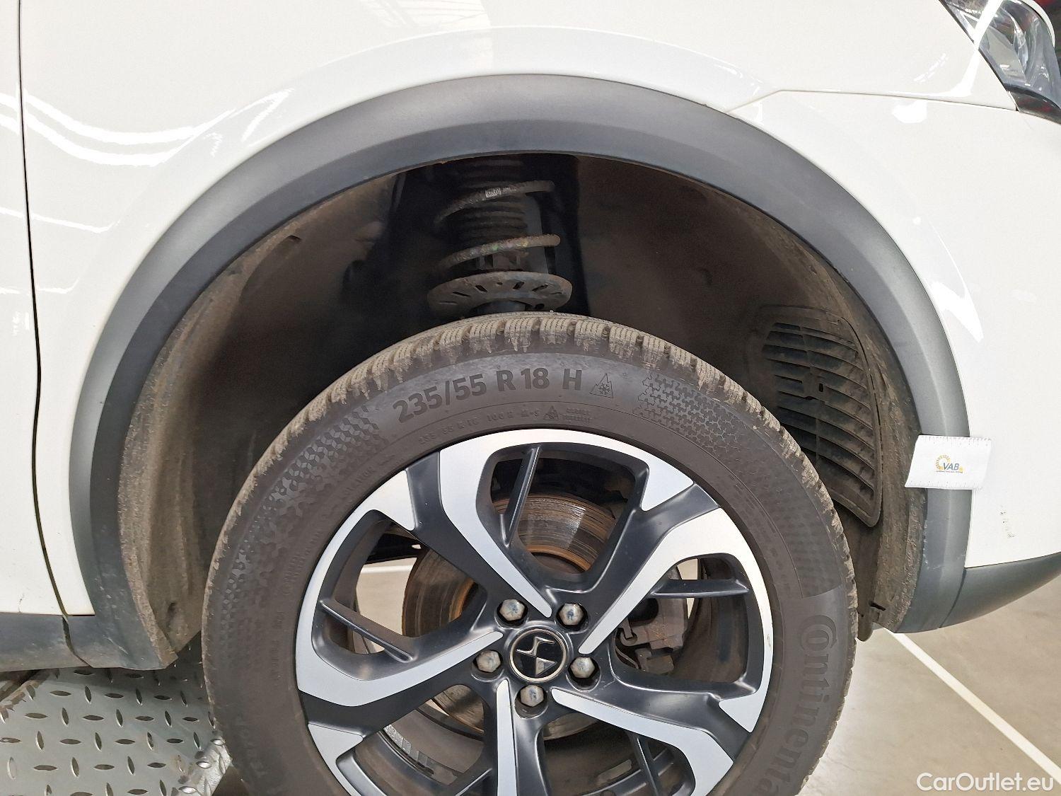  DS  DS7 DS,  CB '17, DS 7 Crossback 1.2 PureTech 130 Manual Chic 5d #1