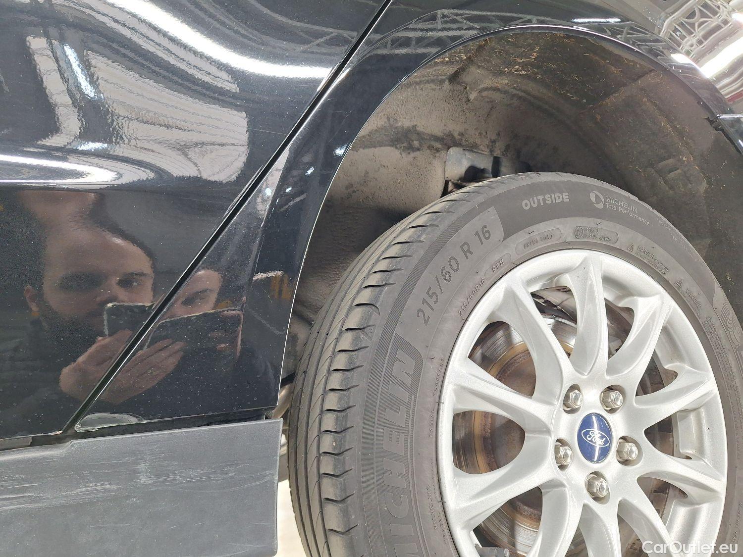  Ford  Mondeo Ford,  5d '14, Ford  2.0 Ecoblue 88kW Business Class 5d #30