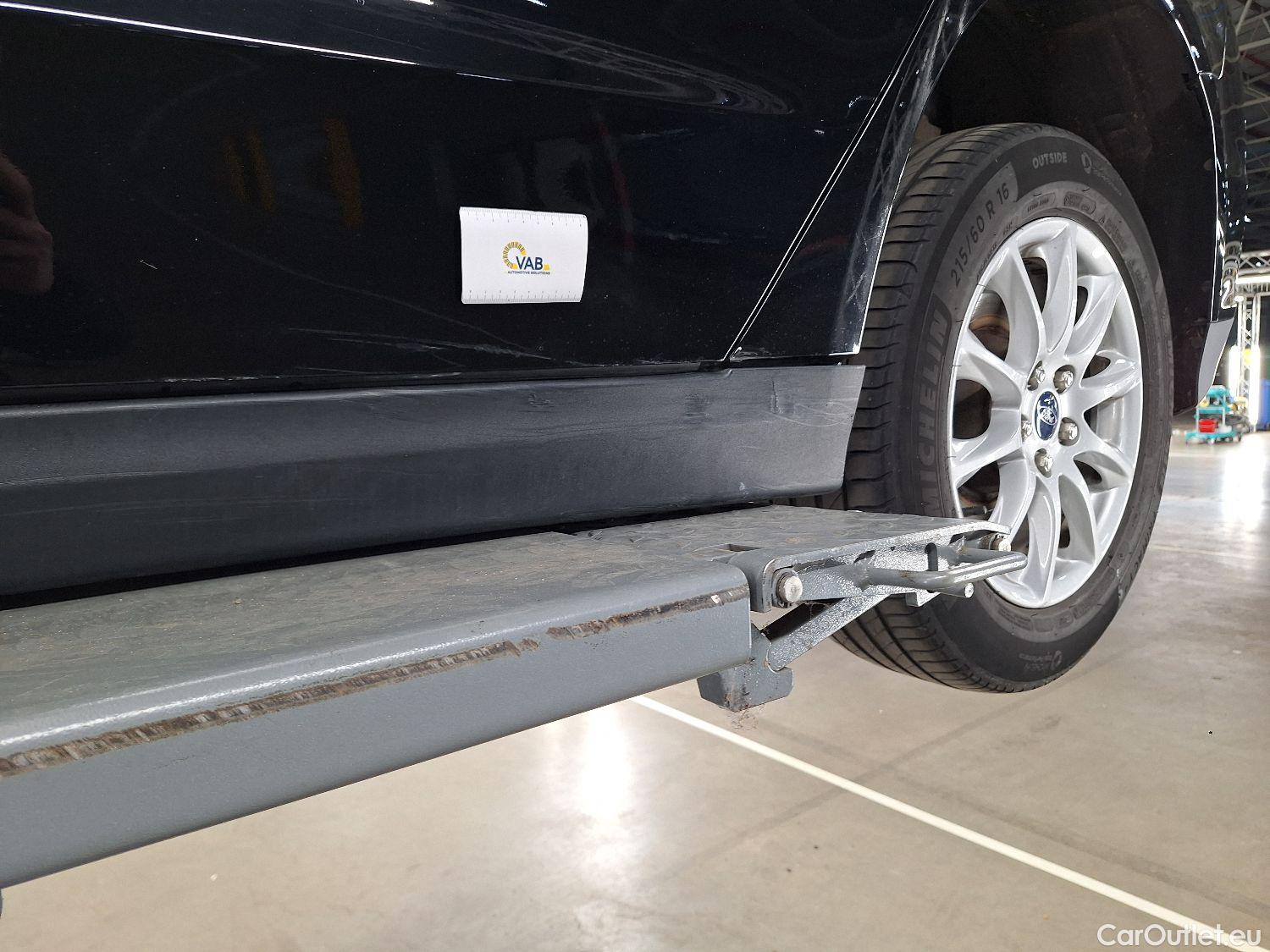  Ford  Mondeo Ford,  5d '14, Ford  2.0 Ecoblue 88kW Business Class 5d #33