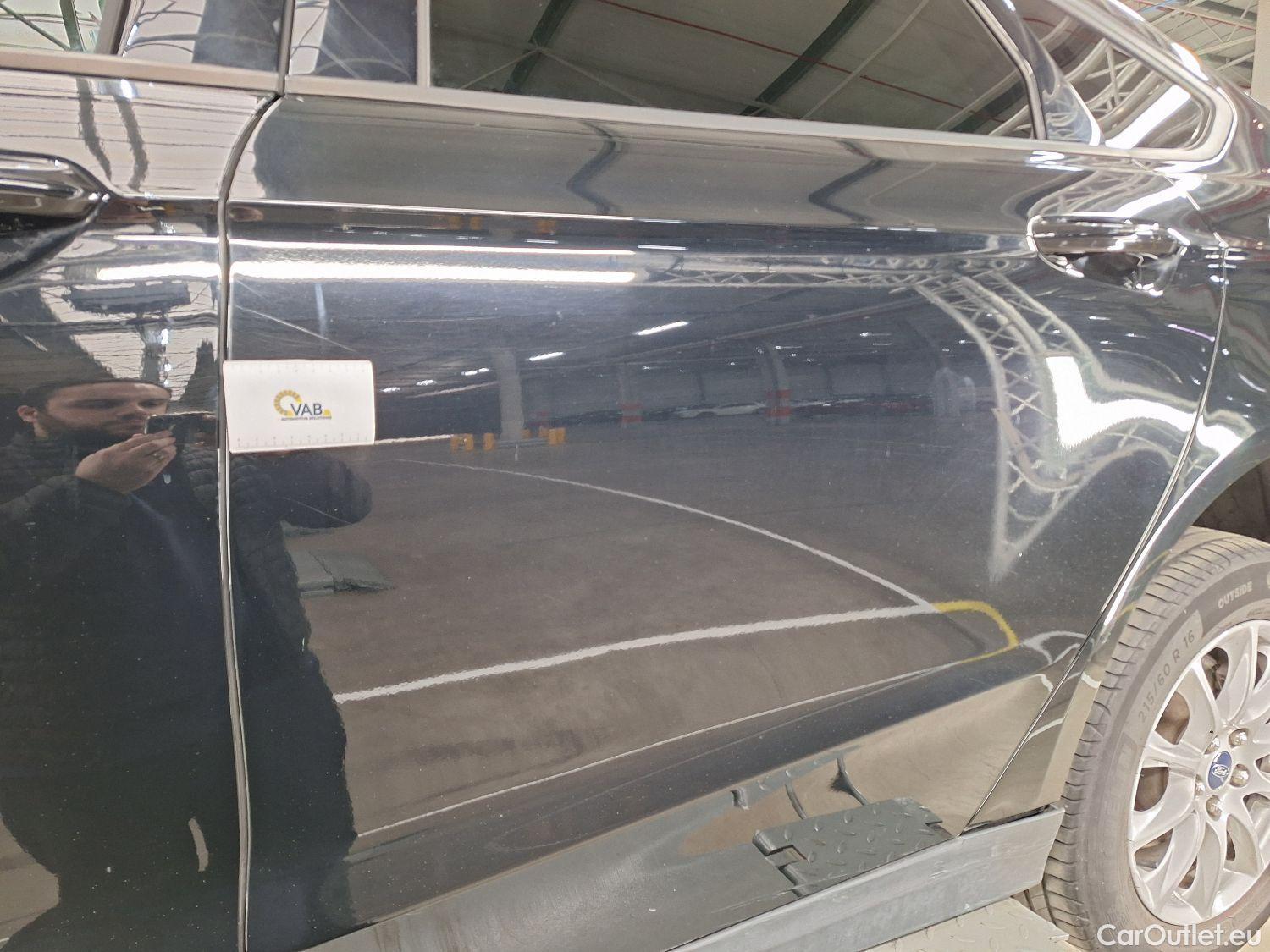  Ford  Mondeo Ford,  5d '14, Ford  2.0 Ecoblue 88kW Business Class 5d #28