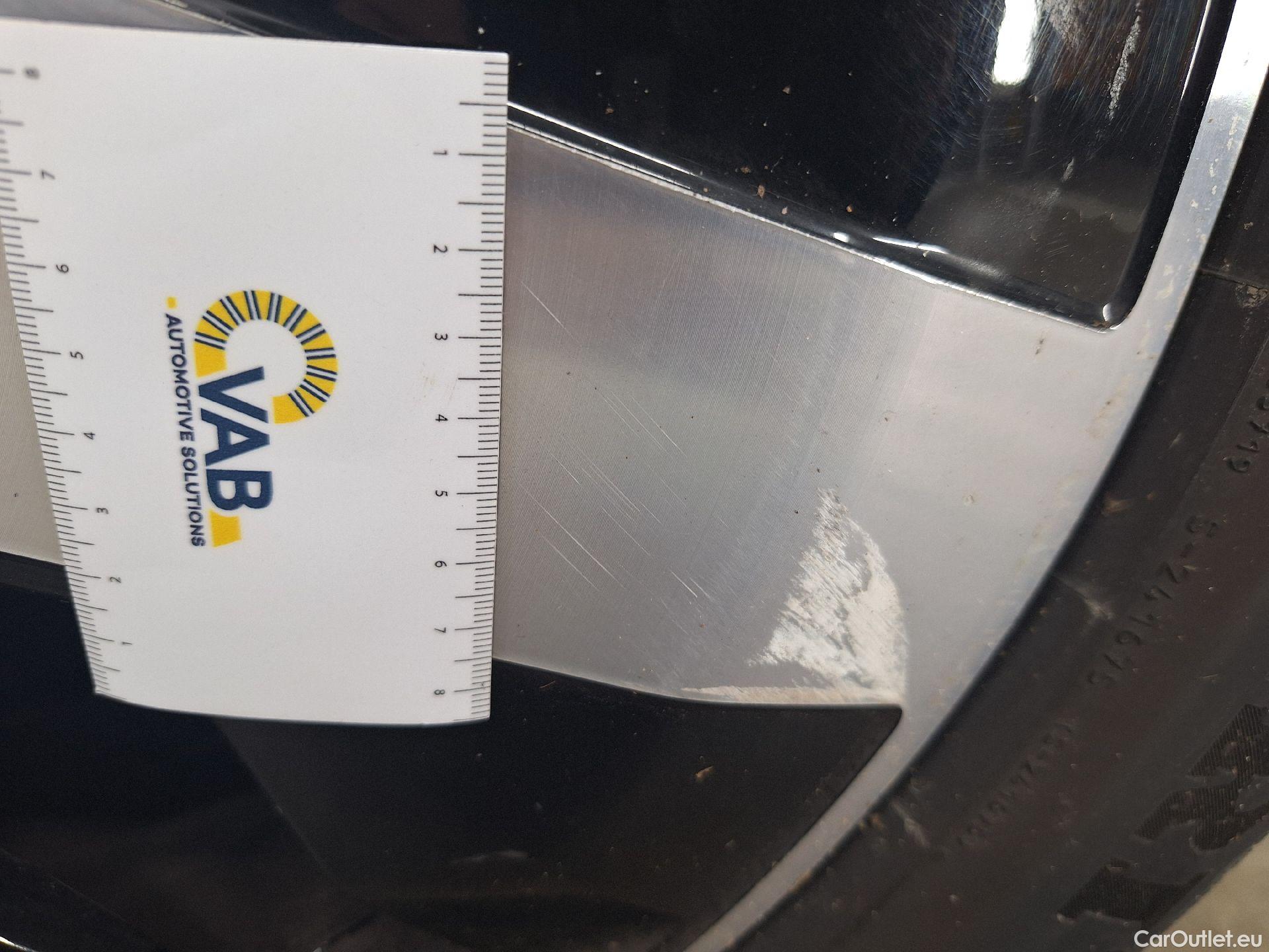  Mercedes  GLB Mercedes,  '19, Mercedes-Benz   180 d Business Solution 5d #41